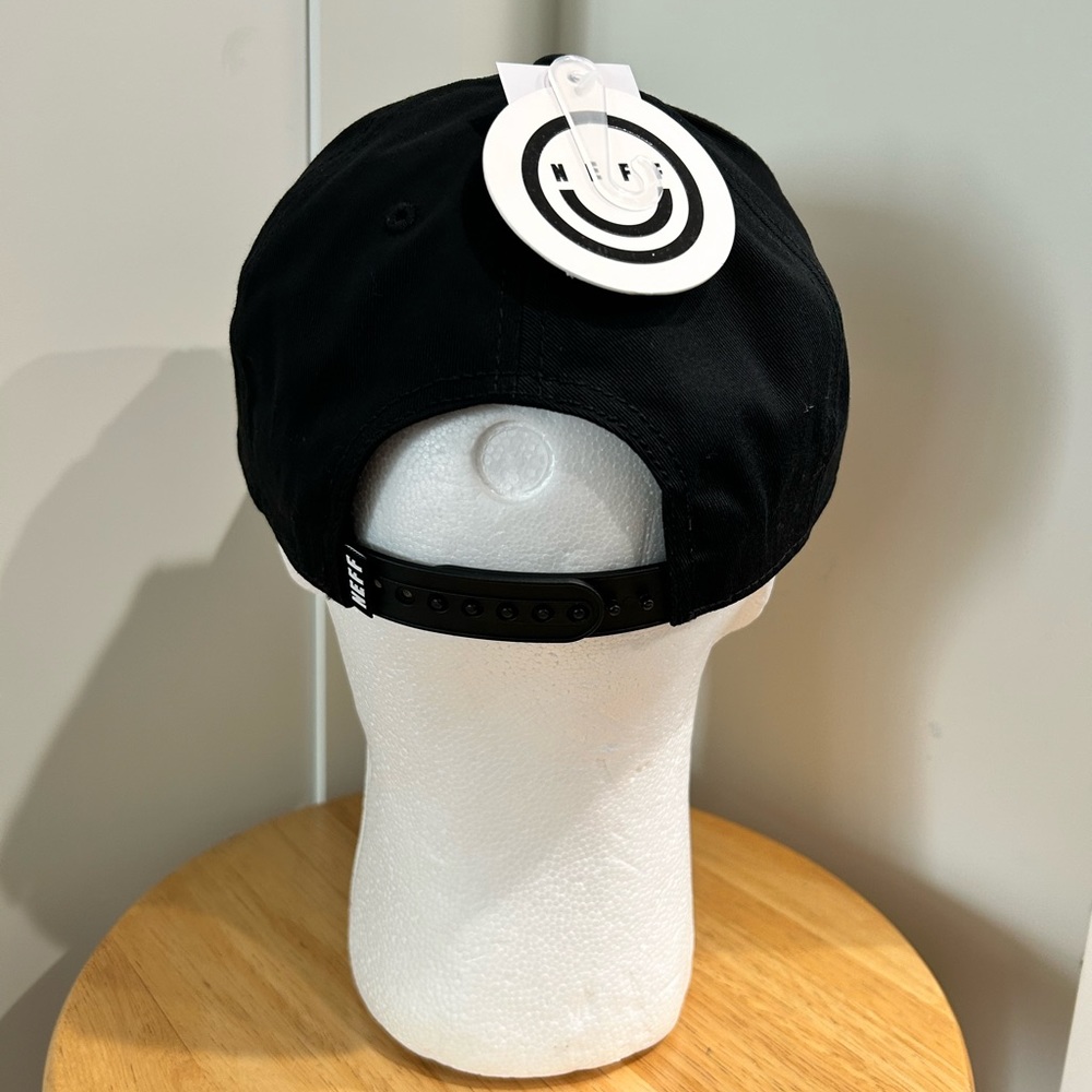Neff SnapBack hat (New) - Picture 4 of 4
